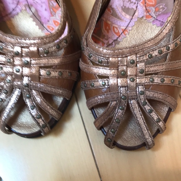 Beautiful antique gold wedges - Picture 6 of 8